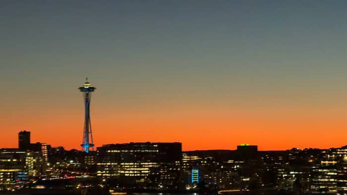 Seattle in golden hour yesterday 🤍
